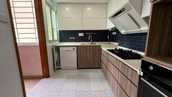 Queens (D3), Condominium #578500971